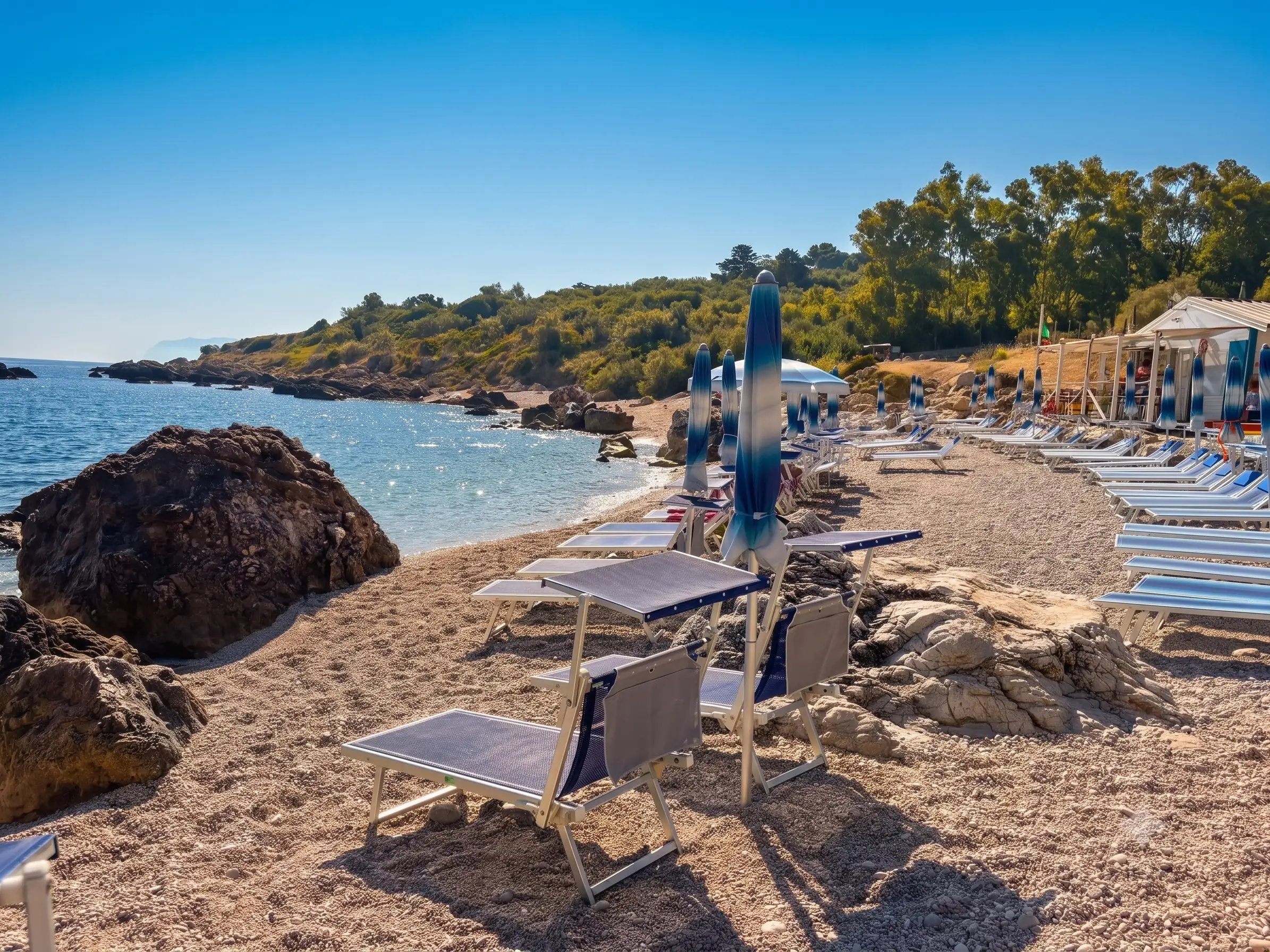 Aperitivi al tramonto sul mare di Scopello